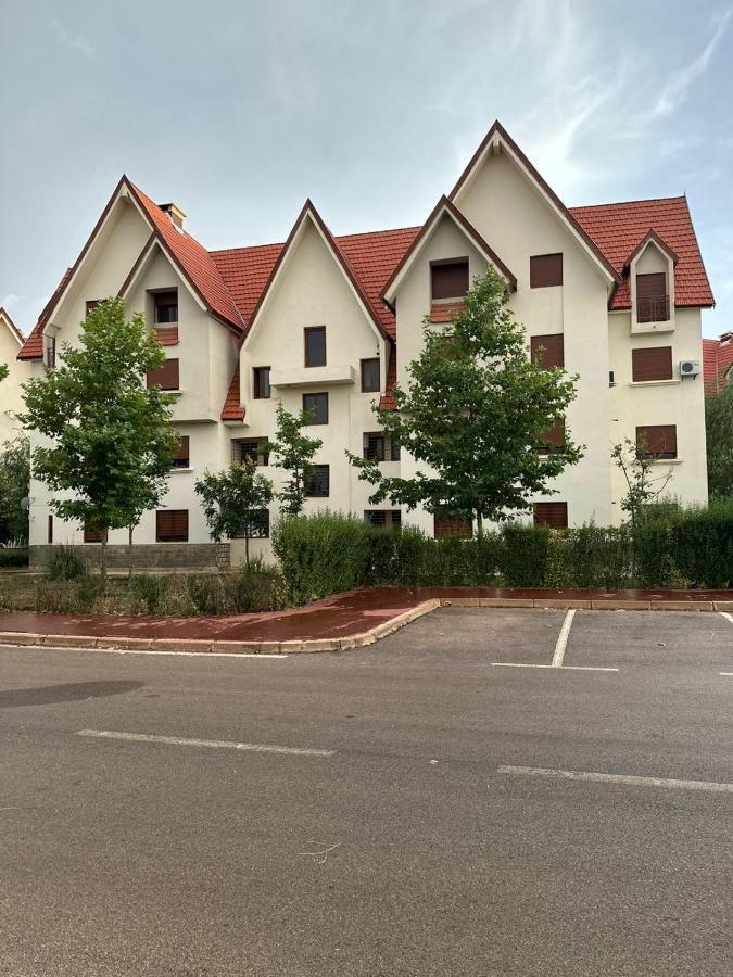 Ifrane Apartment With Swimming Pool Zewnętrze zdjęcie